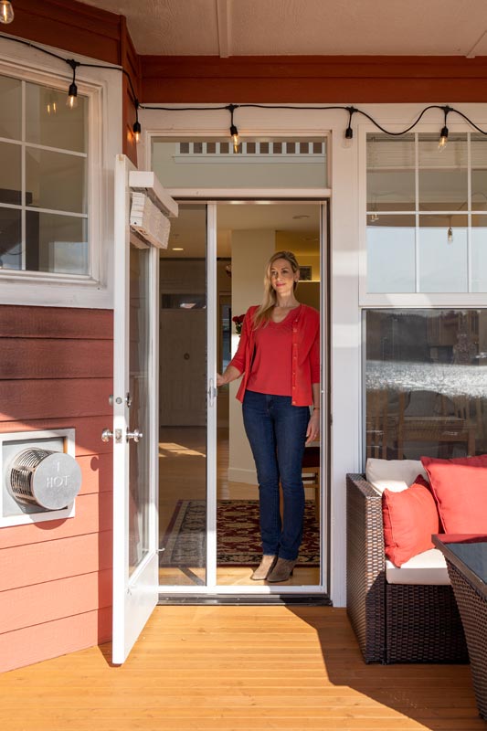 Cool Single Retractable Screen Door