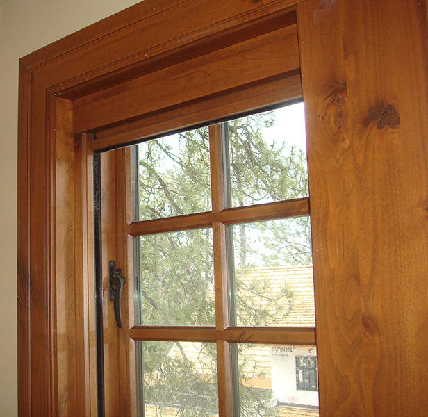 Incognito 1® Wood Trimmed Window Screens